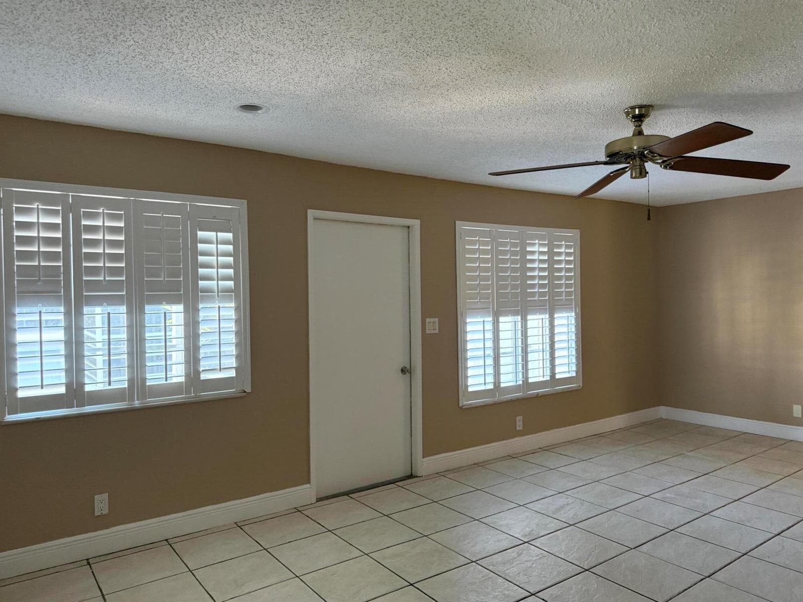 320 SE 10TH Avenue # C, Pompano Beach, FL 33060 — zdjęcie 4