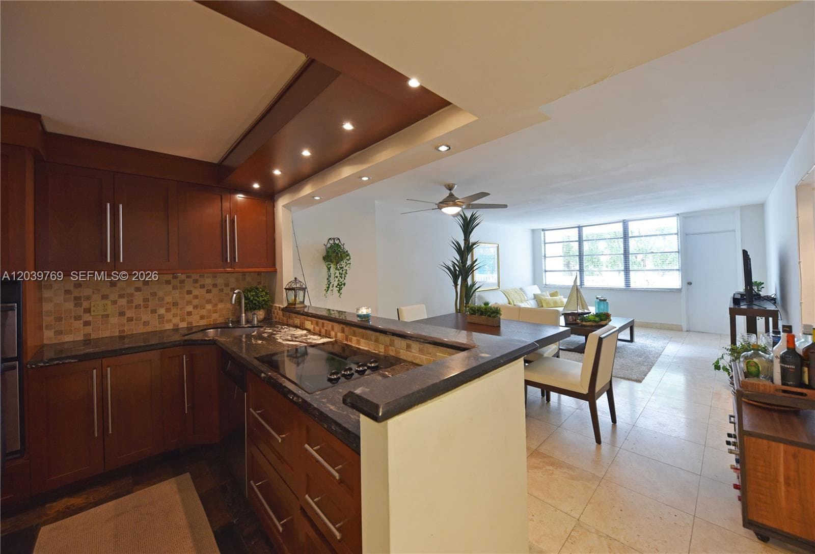 2016 Bay Dr # 201, Miami Beach, FL 33141 — zdjęcie 4