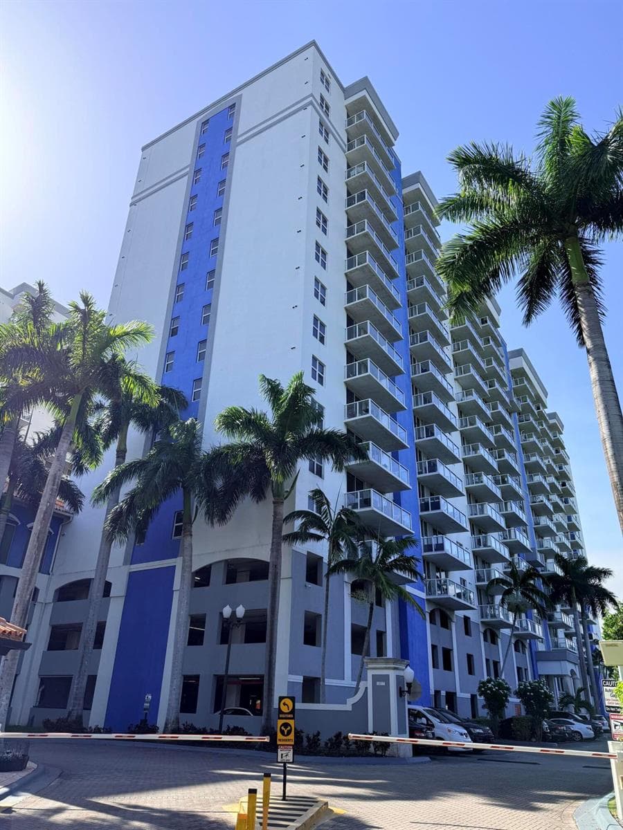 5077 NW 7th Street # 914, Miami, FL 33126 — zdjęcie 2
