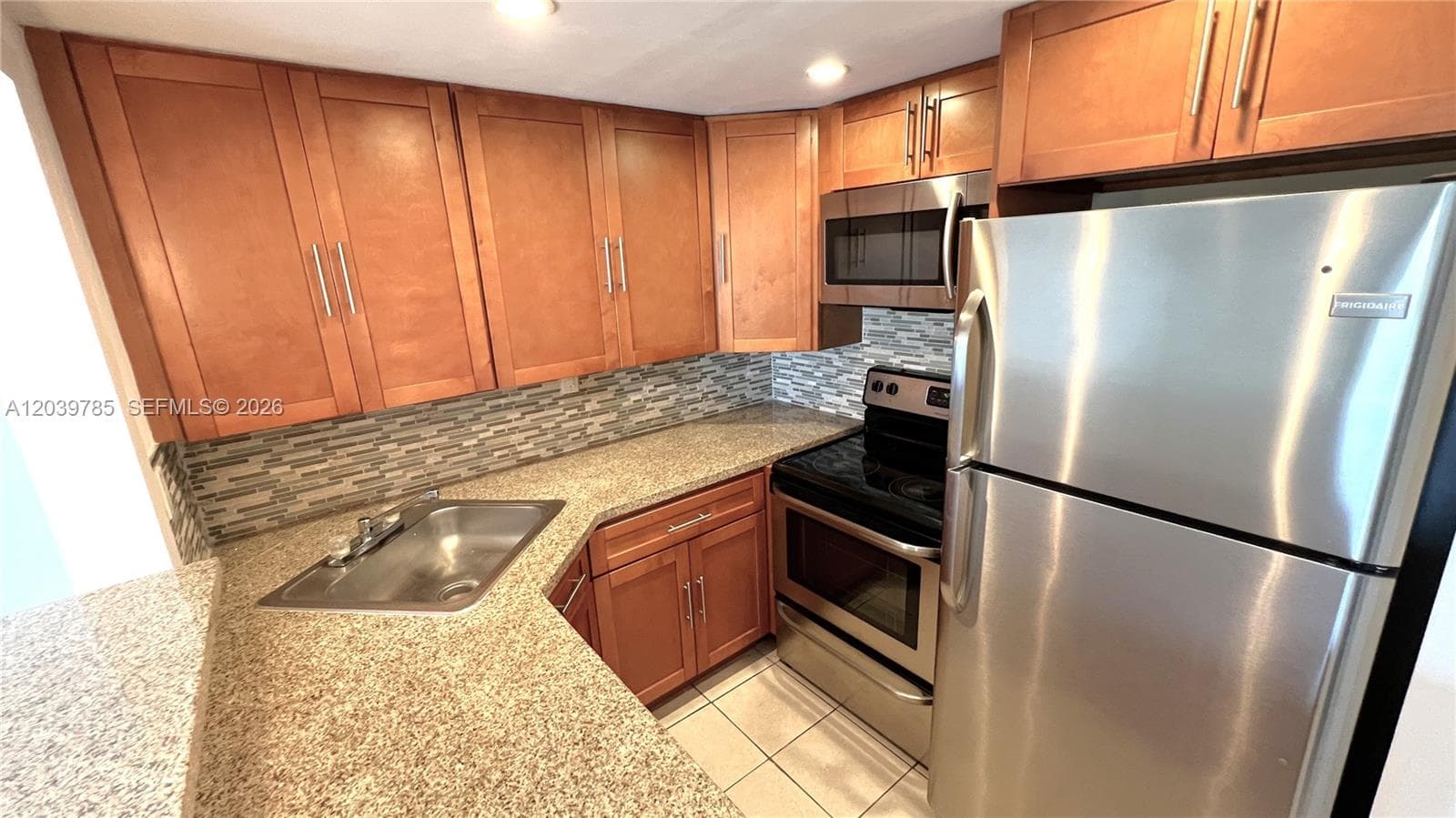 4550 NW 9th St # 516E, Miami, FL 33126 — zdjęcie 5