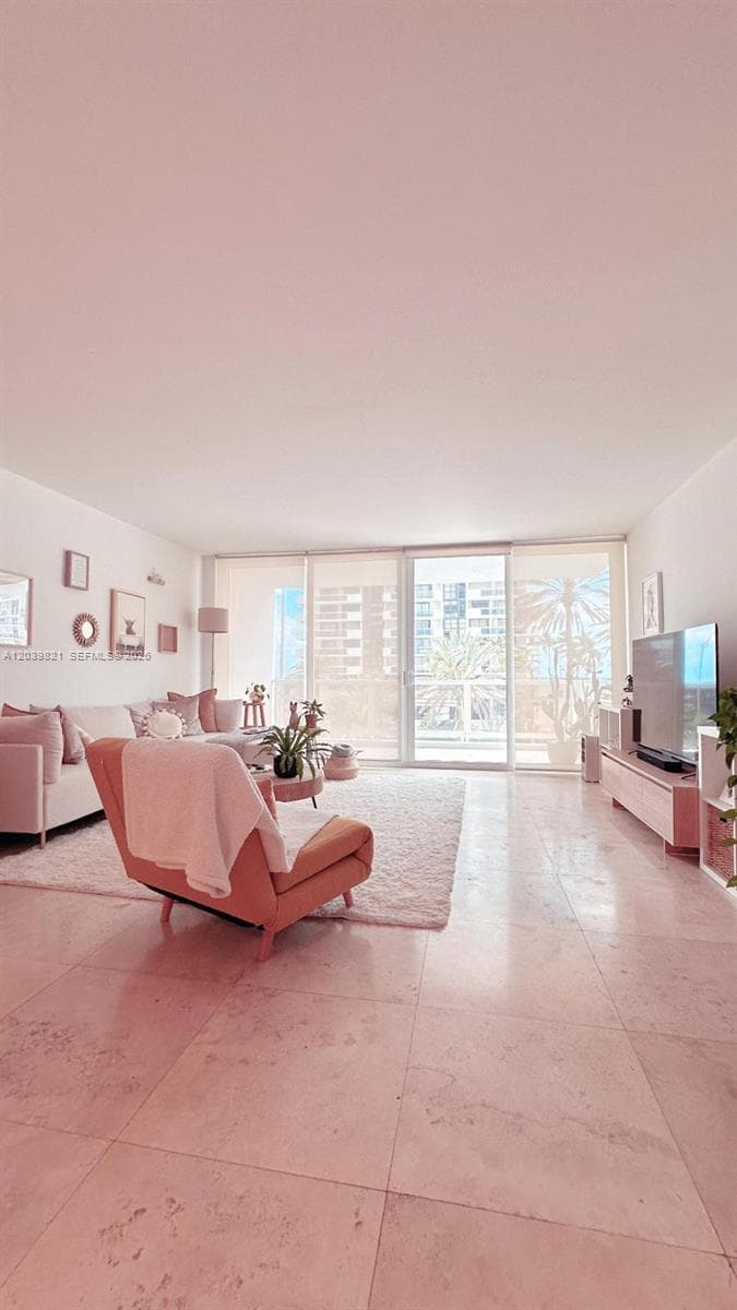 5700 Collins Ave # 3N, Miami Beach, FL 33140 — zdjęcie 3