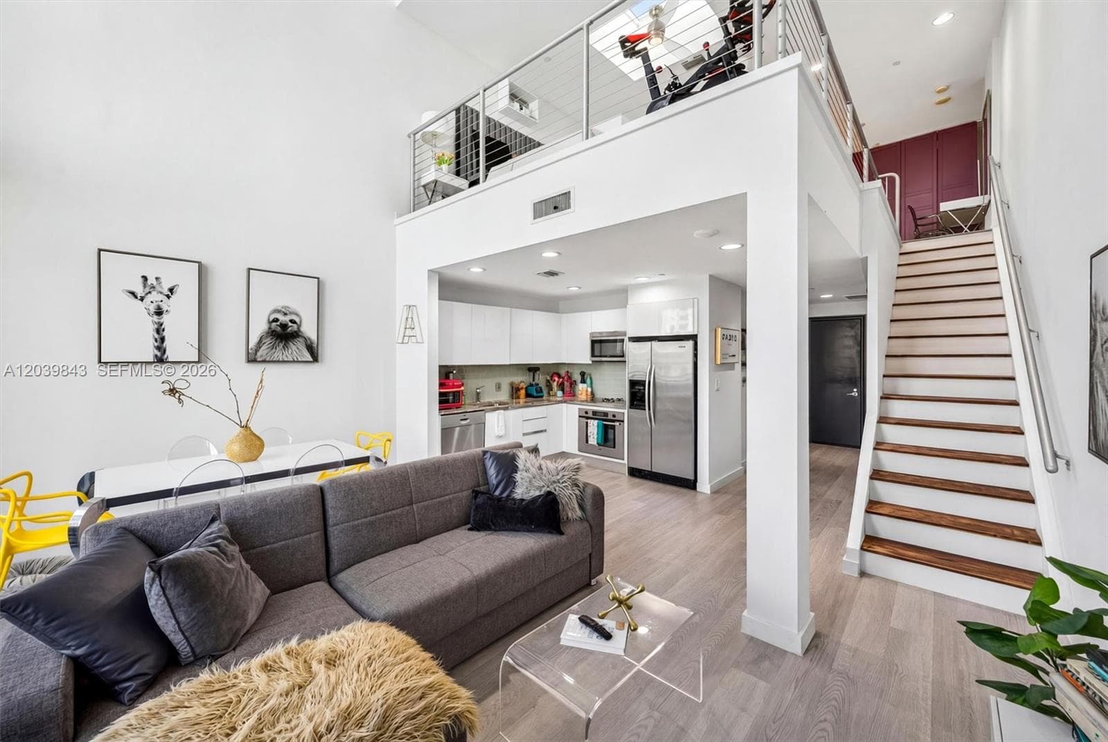 1050 Brickell Ave # 420, Miami, FL 33131 — zdjęcie 2