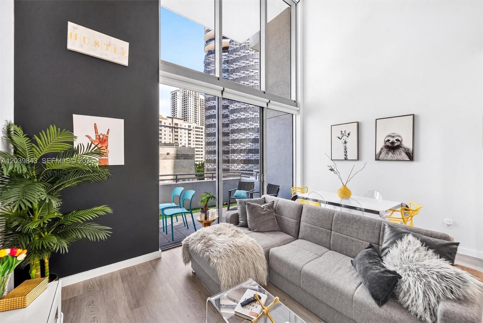1050 Brickell Ave # 420, Miami, FL 33131 — zdjęcie 4