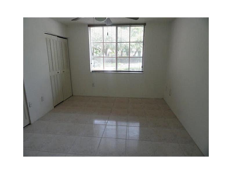 12166 Saint Andrews Place # 111, Miramar, FL 33025 — zdjęcie 3