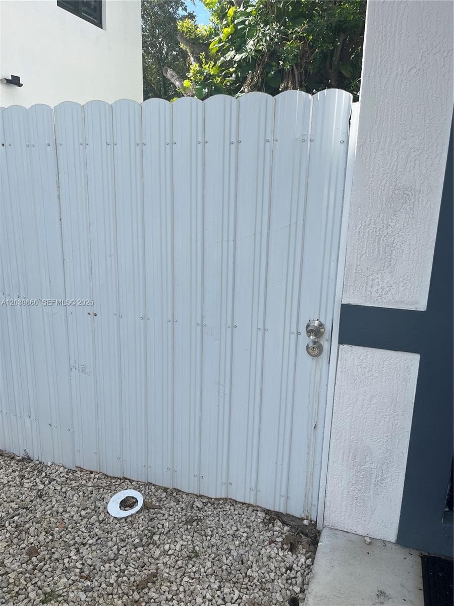 2730 NW 44th Steet # 3, Miami, FL 33142 — zdjęcie 3