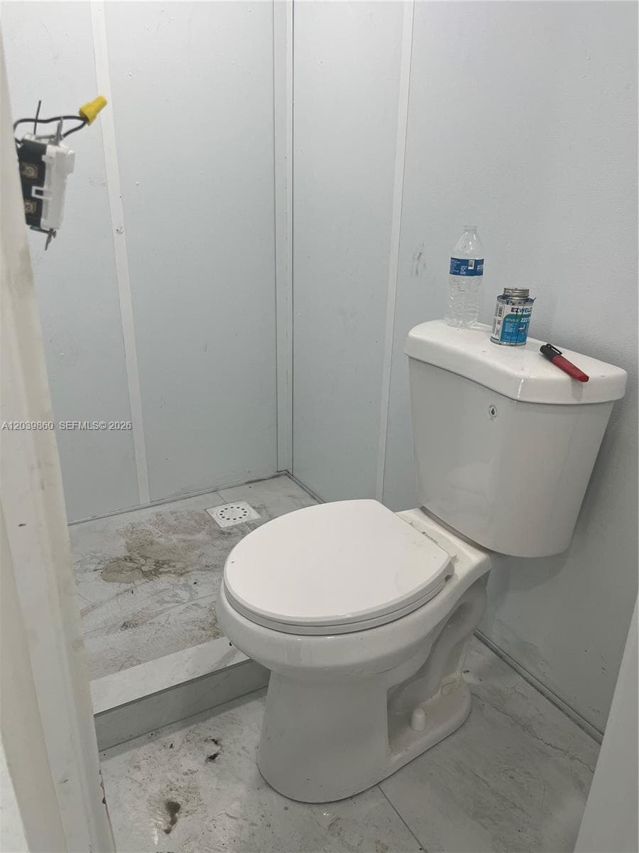 2730 NW 44th Steet # 3, Miami, FL 33142 — zdjęcie 5