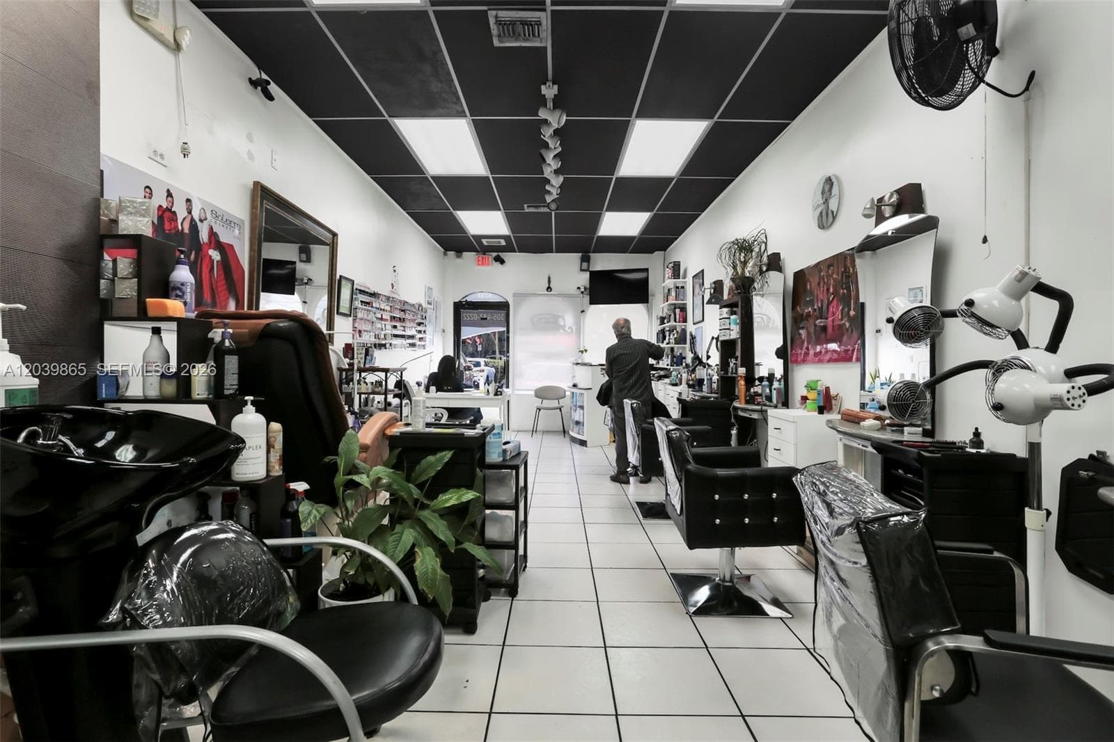 5233 NW 79th Ave, Doral, FL 33166 — zdjęcie 4