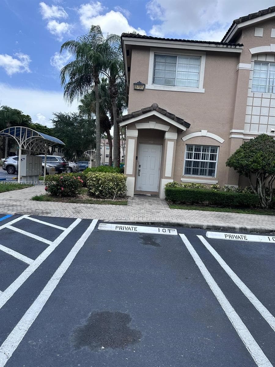 5791 NW 116th Ave # 101, Doral, FL 33178 — zdjęcie 3
