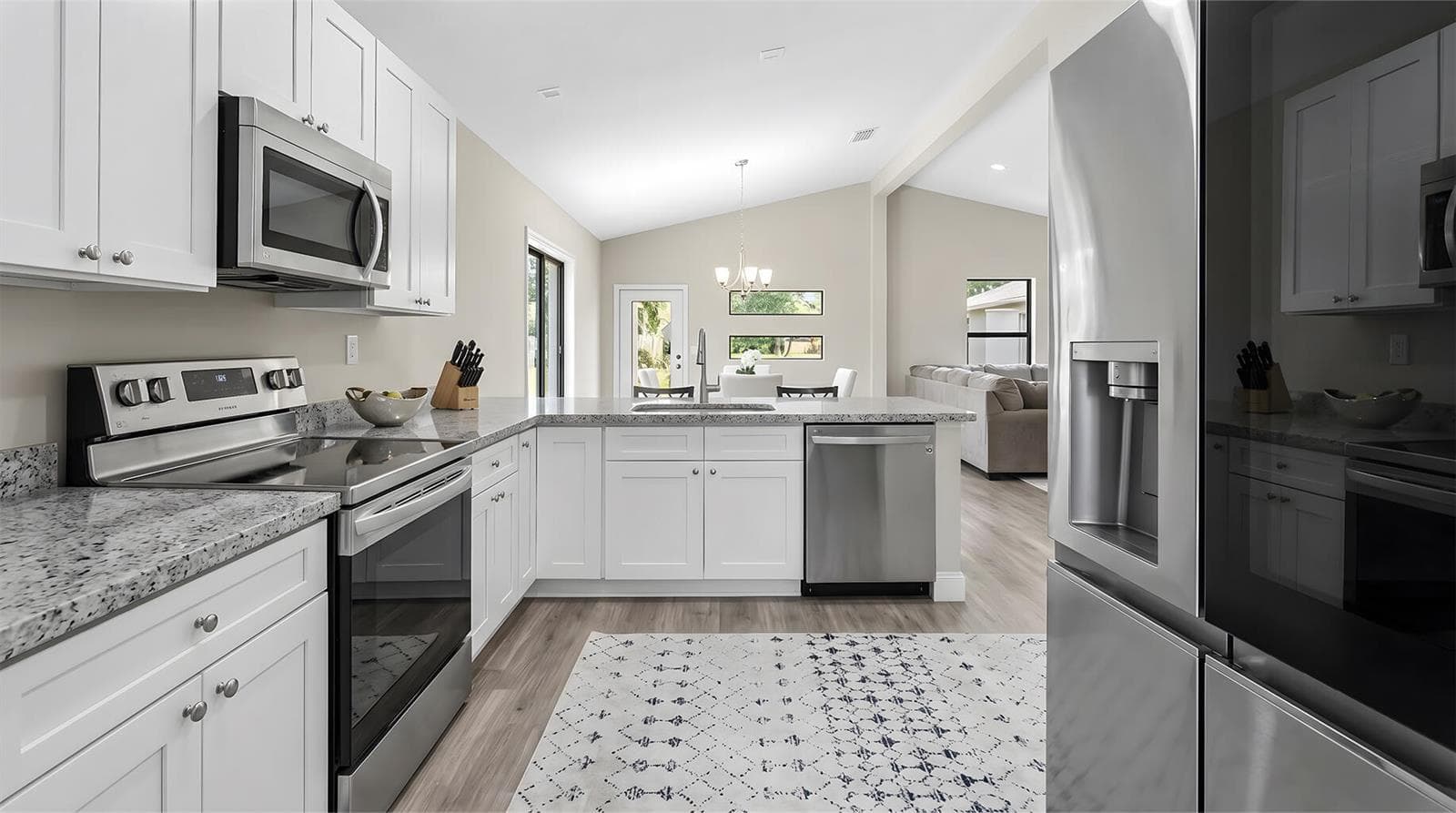 8019 NW 8th Avenue, Miami, FL 33150 — zdjęcie 3