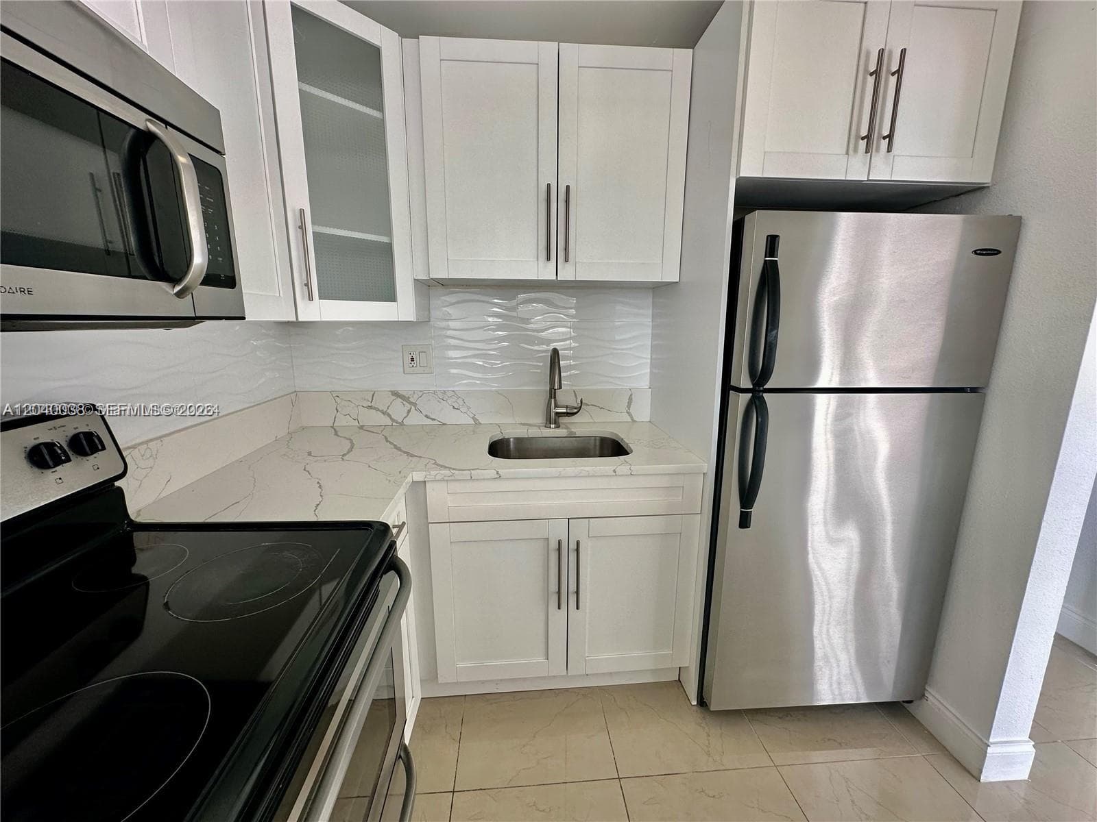 241 SE 9th Ave # 207, Pompano Beach, FL 33060 — zdjęcie 3