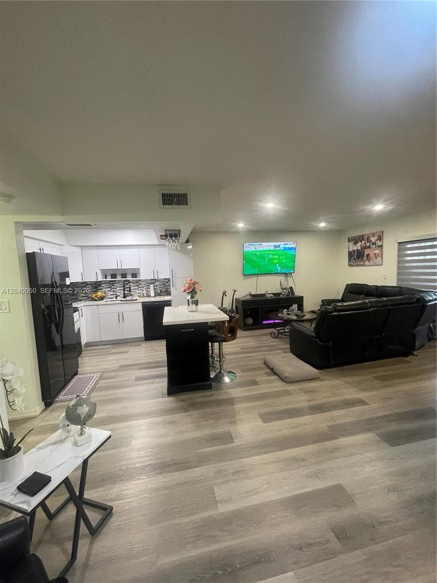 6945 W 2nd Way, Hialeah, FL 33014 — zdjęcie 5