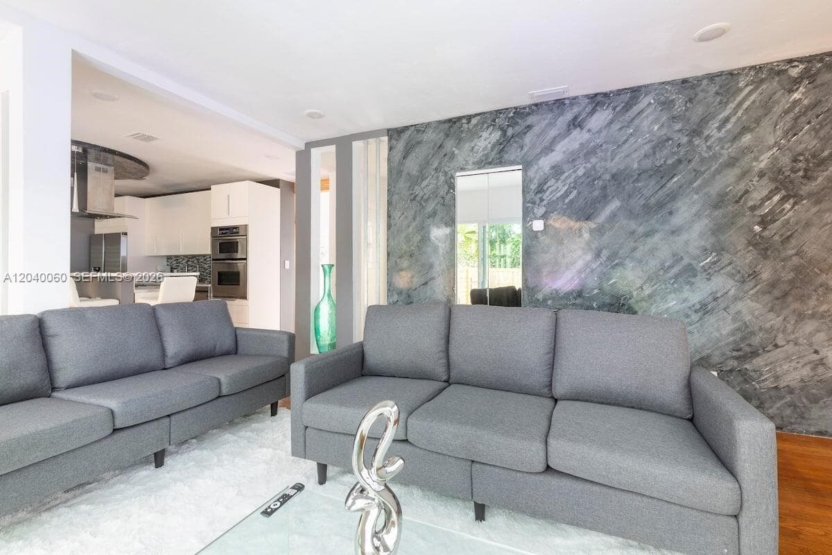 1232 NE 16th Ter, Fort Lauderdale, FL 33304 — zdjęcie 3
