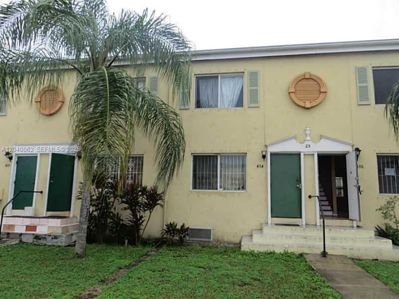 436 NW 84th Ter # 436, Miami, FL 33150 — zdjęcie 2