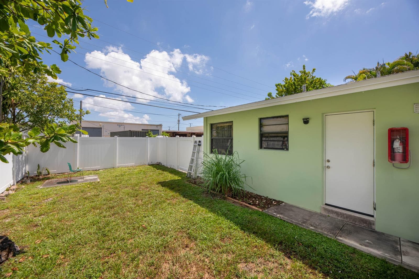 805 NE 40th Street # 1-3, Oakland Park, FL 33334 — zdjęcie 2