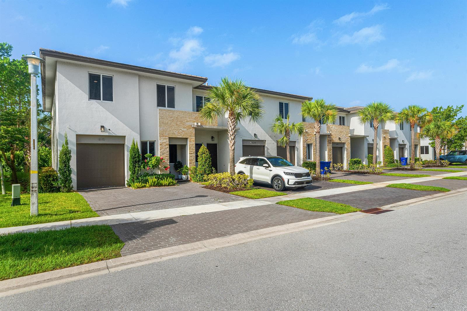 610 Pioneer Way, Royal Palm Beach, FL 33411 — zdjęcie 2
