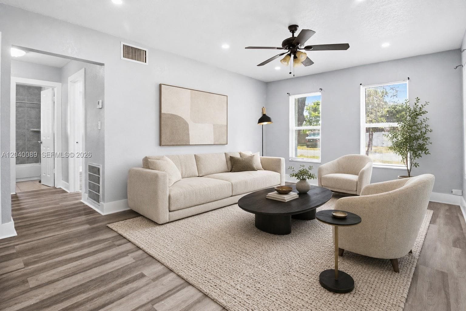 610 SW 2nd Ave # 1, Dania Beach, FL 33004 — zdjęcie 2