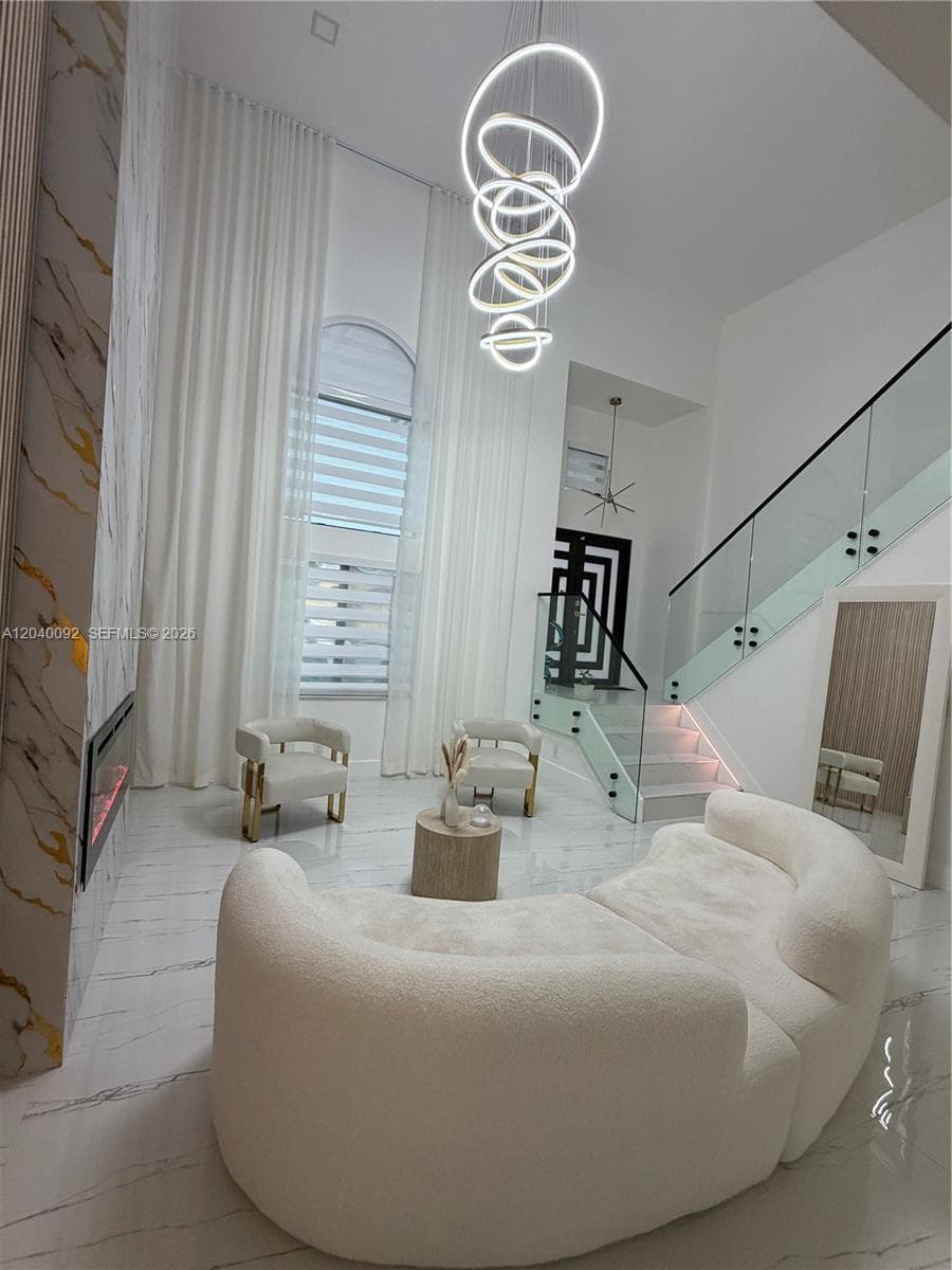 854 NW 132nd Ct, Miami, FL 33182 — zdjęcie 4