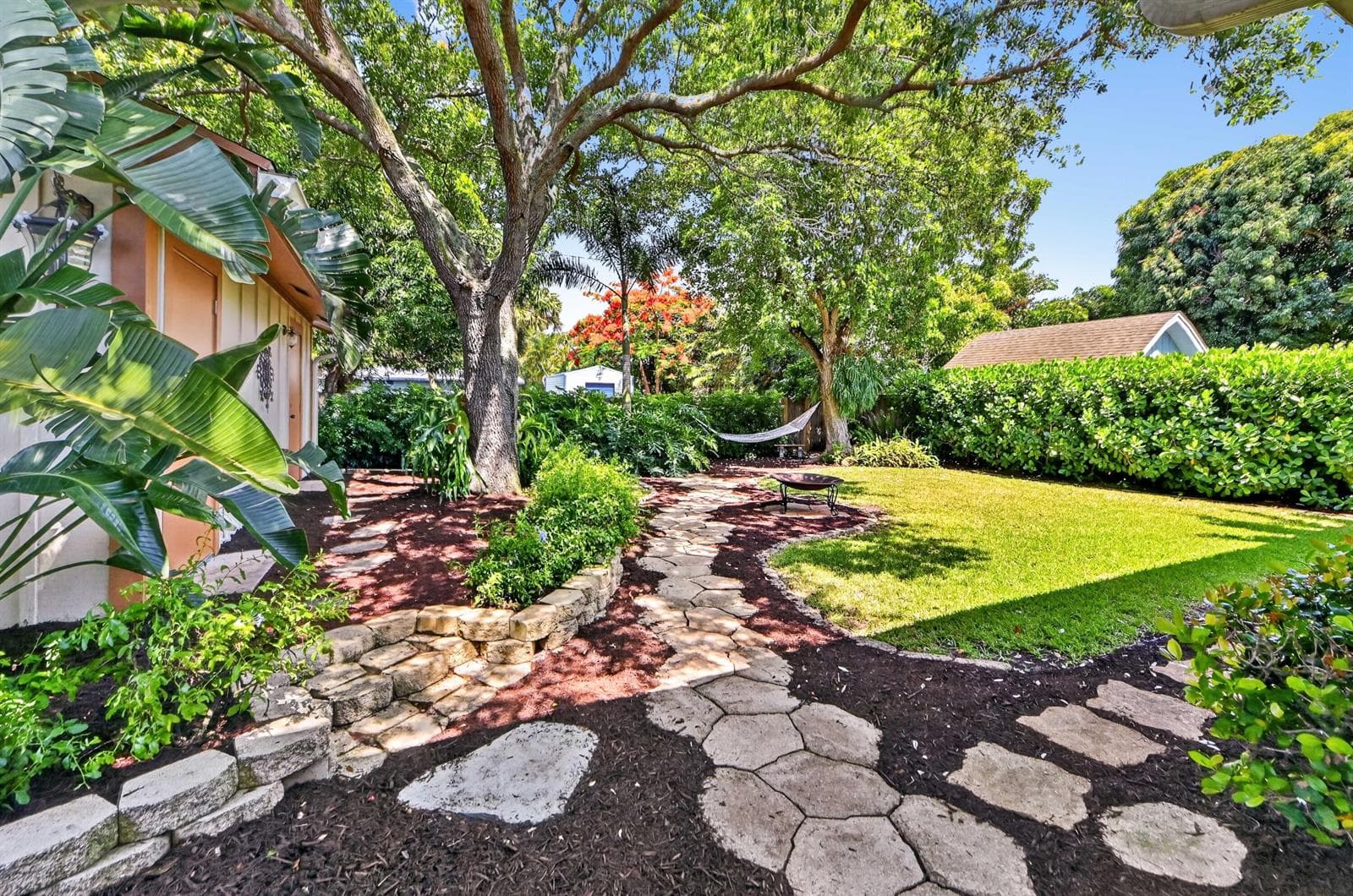 313 Poe Drive, Palm Springs, FL 33461 — zdjęcie 4