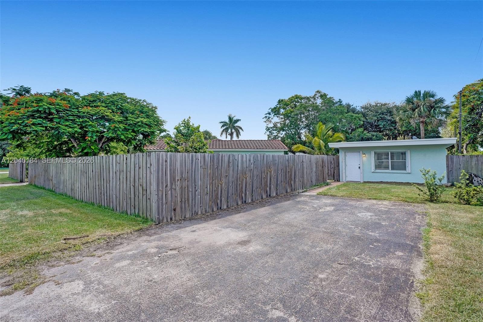 2804 SW 16 Street # COTTAGE, Fort Lauderdale, FL 33312 — zdjęcie 2