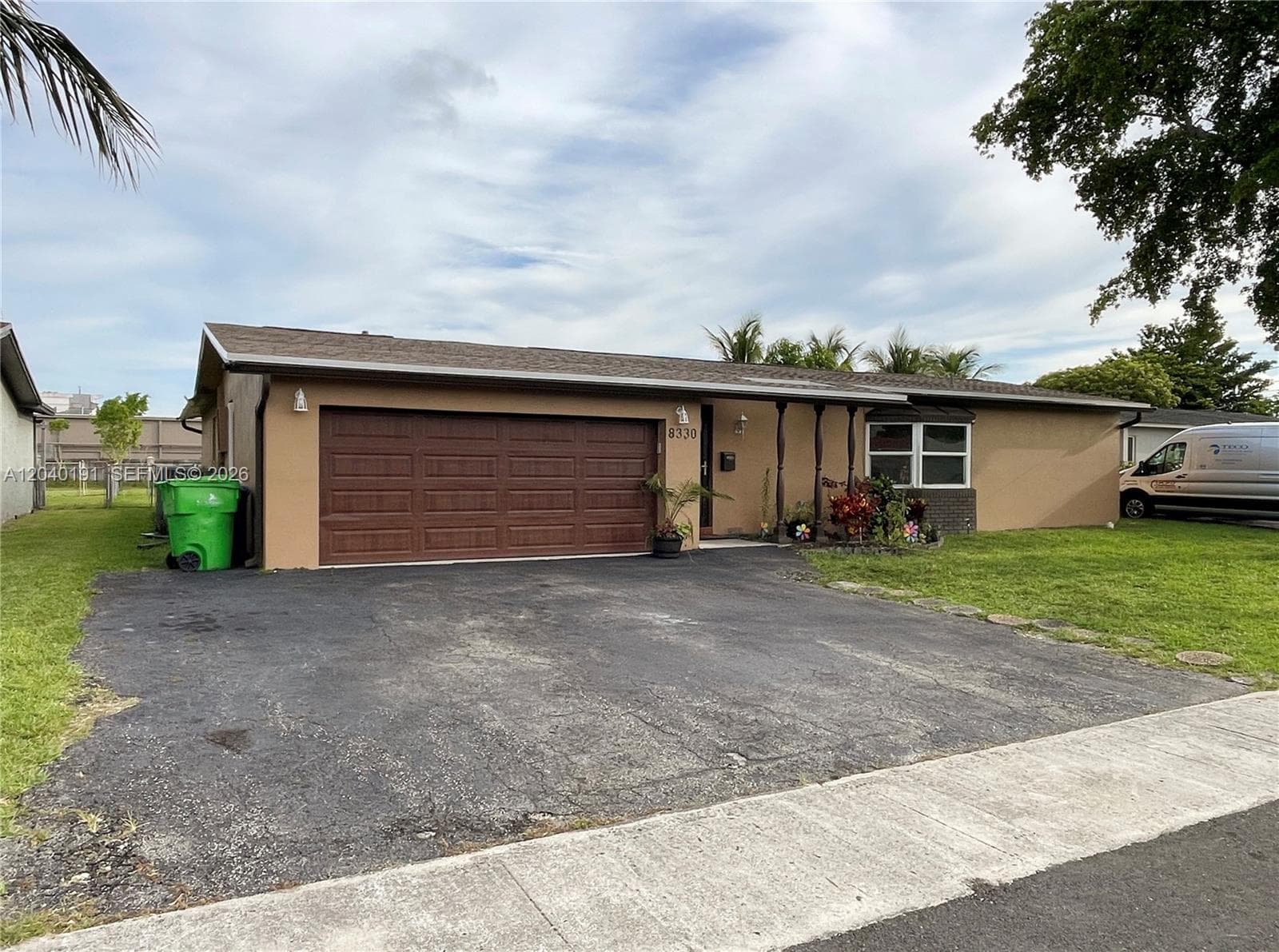 8330 NW 20th Ct, Sunrise, FL 33322 — zdjęcie 2