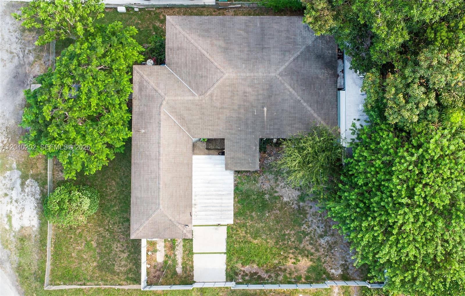 7190 NW 21st Ave, Miami, FL 33147 — zdjęcie 3