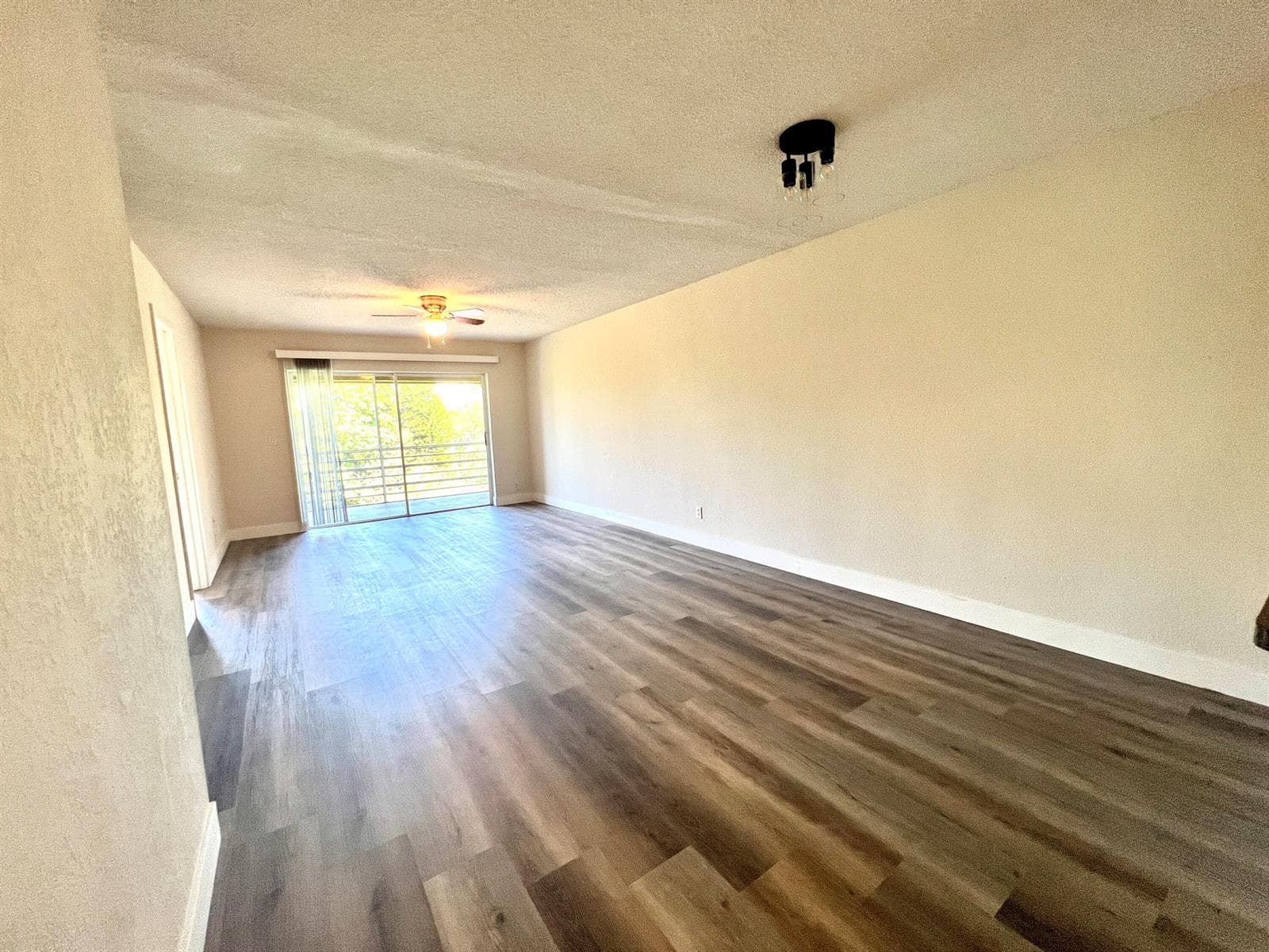 120 Sparrow Drive # Apt 302, Royal Palm Beach, FL 33411 — zdjęcie 4