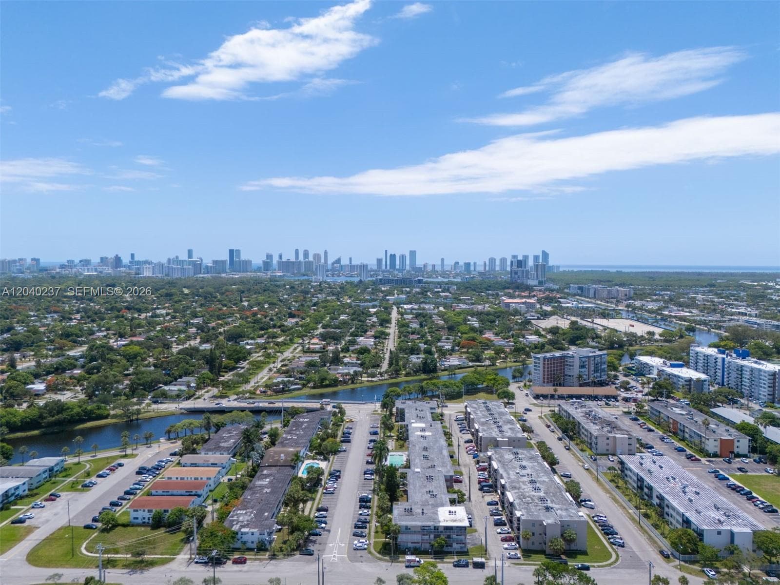 1450 NE 170th St # 115, North Miami Beach, FL 33162 — zdjęcie 3