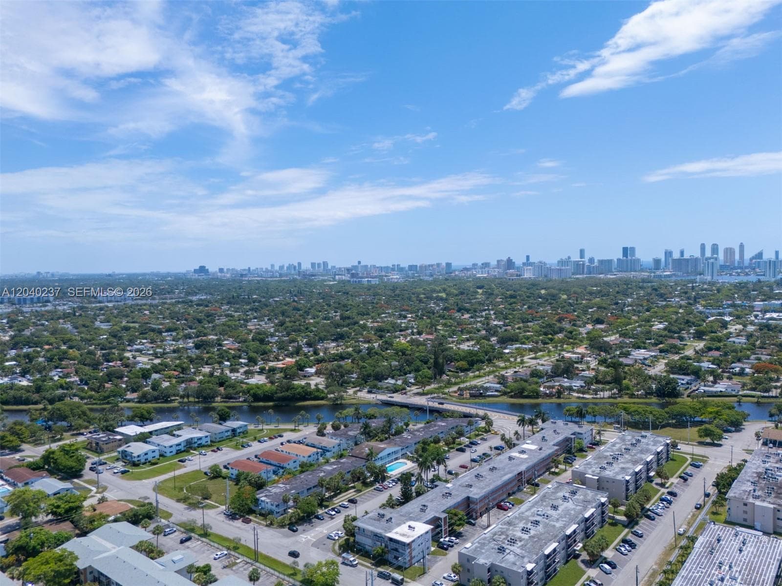 1450 NE 170th St # 115, North Miami Beach, FL 33162 — zdjęcie 4