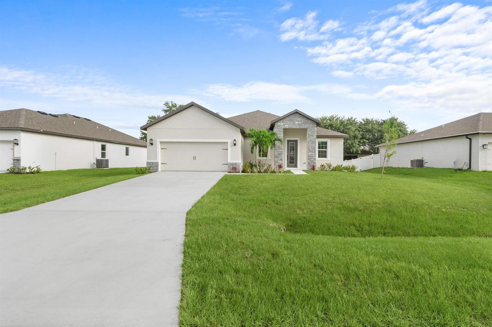 1079 SW Placetas Avenue, Port St. Lucie, FL 34953 — zdjęcie 2