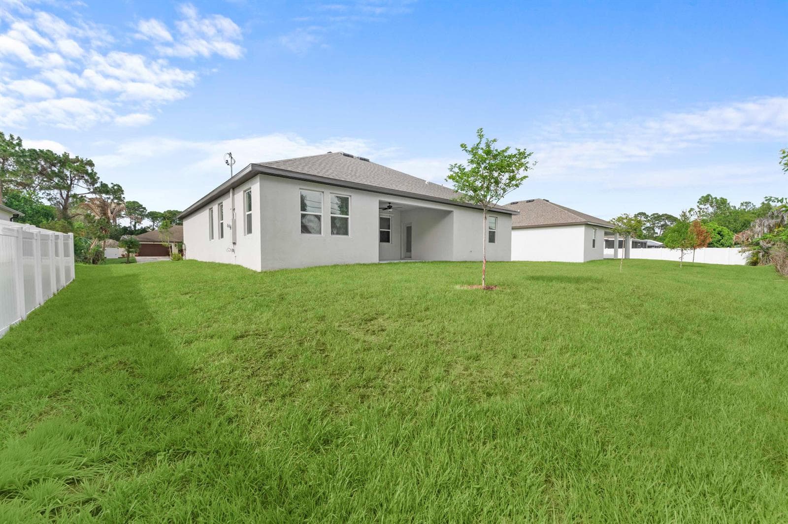 1079 SW Placetas Avenue, Port St. Lucie, FL 34953 — zdjęcie 4