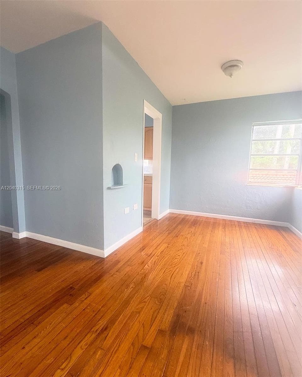 1730 Marseille Dr, Miami Beach, FL 33141 — zdjęcie 2