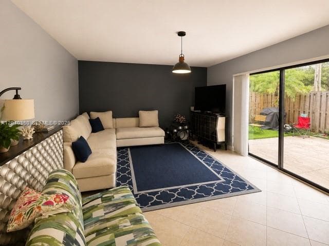 9954 NW 6th Pl, Plantation, FL 33324 — zdjęcie 4