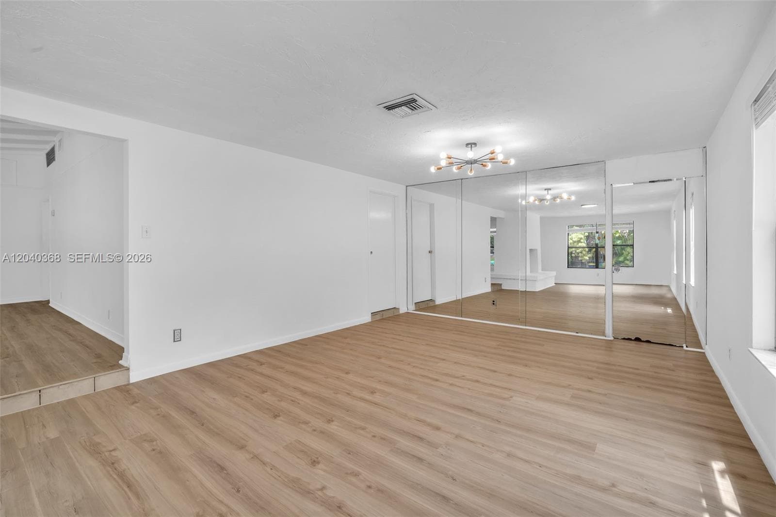 5096 SW 28th Ter, Fort Lauderdale, FL 33312