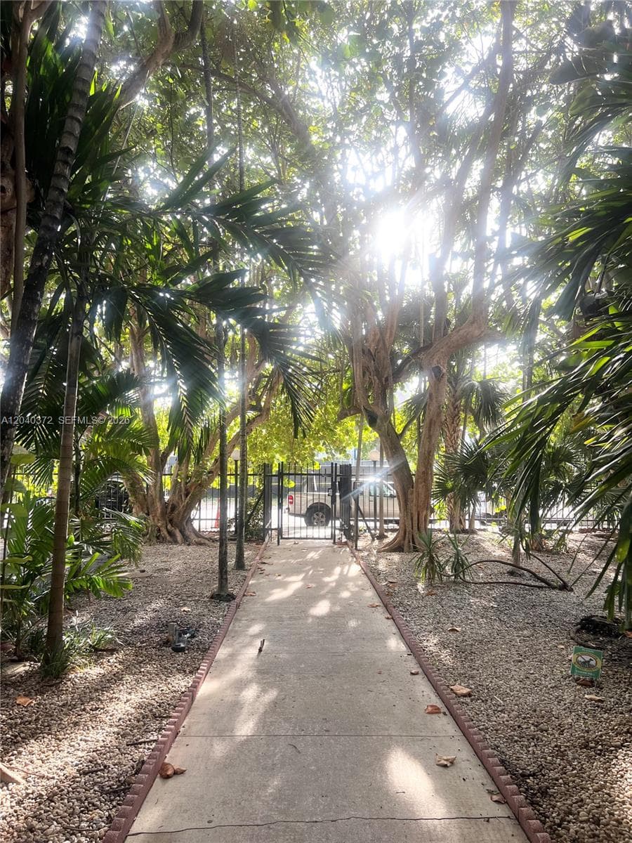 7899 NE Bayshore Ct # 6A, Miami, FL 33138 — zdjęcie 3