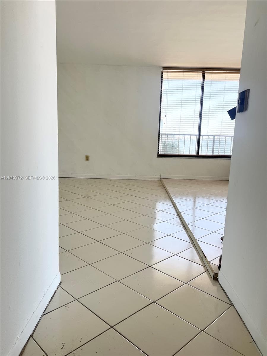 7899 NE Bayshore Ct # 6A, Miami, FL 33138 — zdjęcie 4