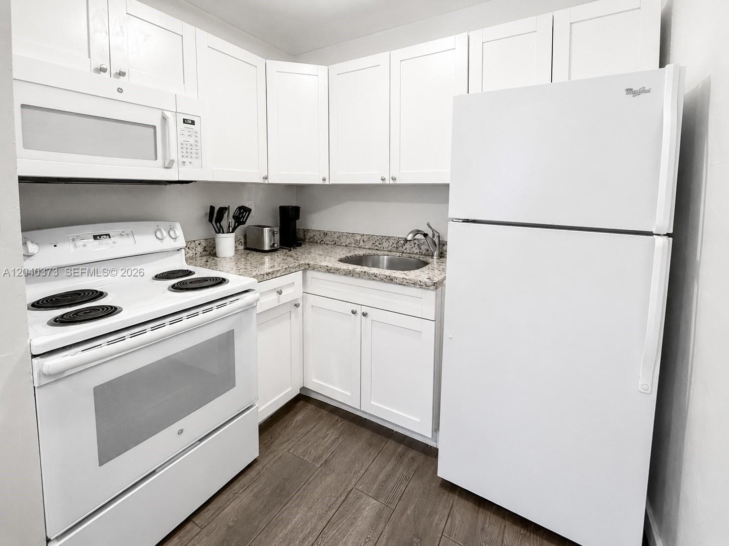 1415 SW 1st St # 6, Fort Lauderdale, FL 33315 — zdjęcie 2
