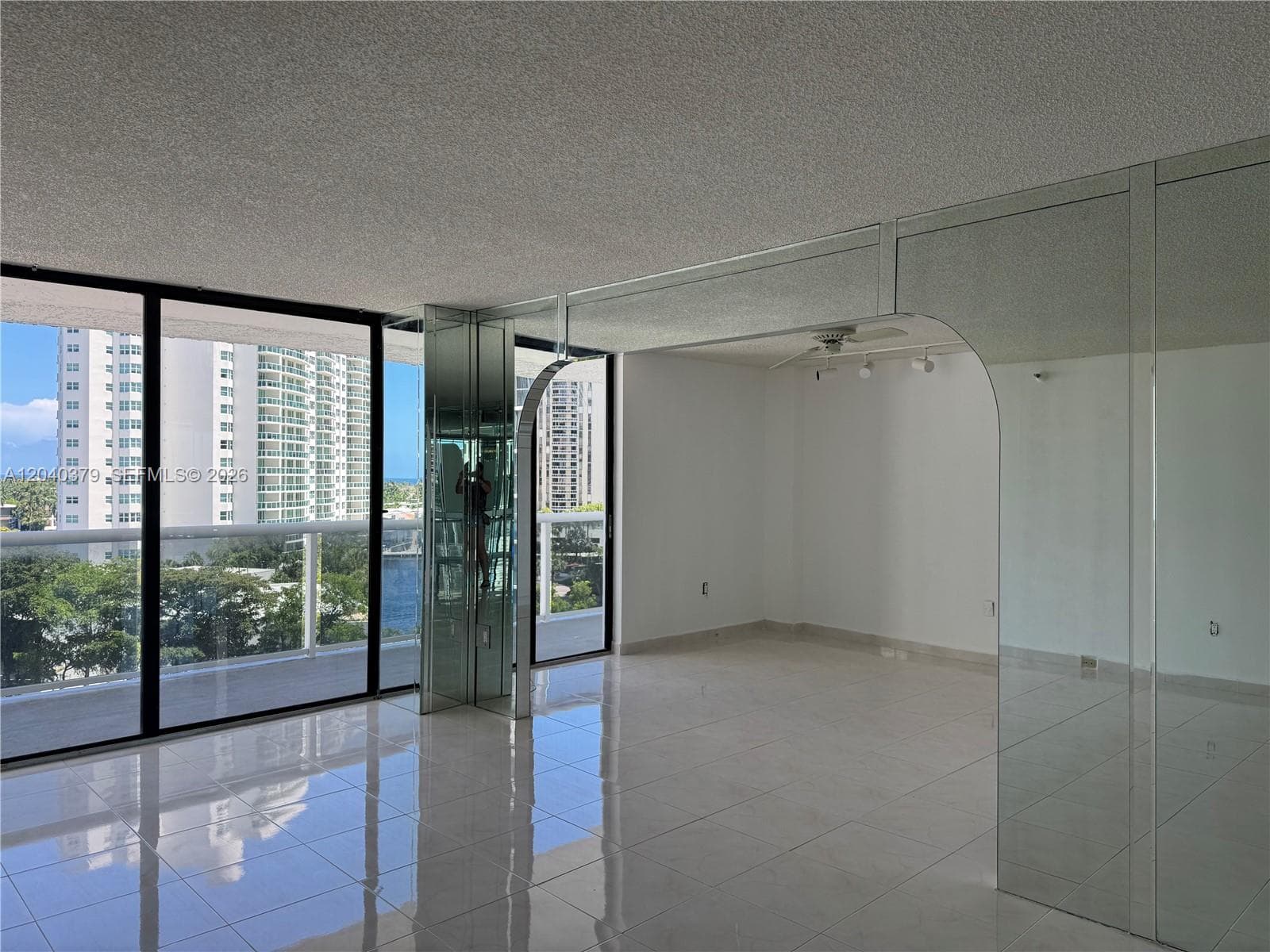 20505 E Country Club Dr # 835, Aventura, FL 33180 — zdjęcie 4