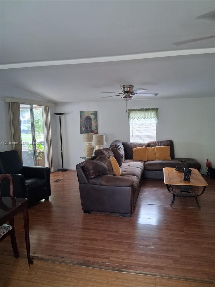 5030 SW 30th Ave, Dania Beach, FL 33312 — zdjęcie 2