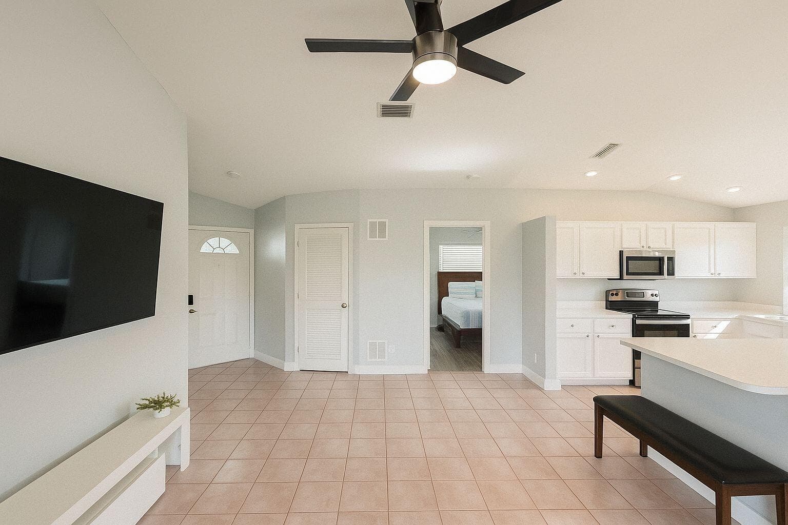 1106 Swan Lake Circle, Port St. Lucie, FL 34986 — zdjęcie 3