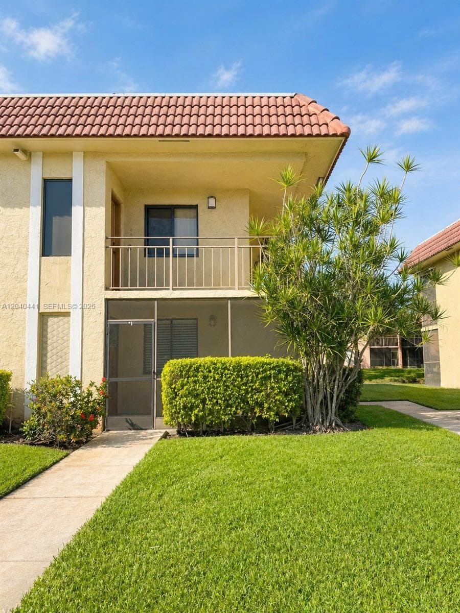 305 Lakeview Dr # 204, Weston, FL 33326 — zdjęcie 2