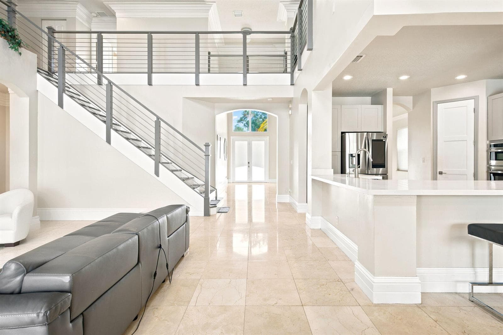 3766 W Gardenia Avenue, Weston, FL 33332 — zdjęcie 2