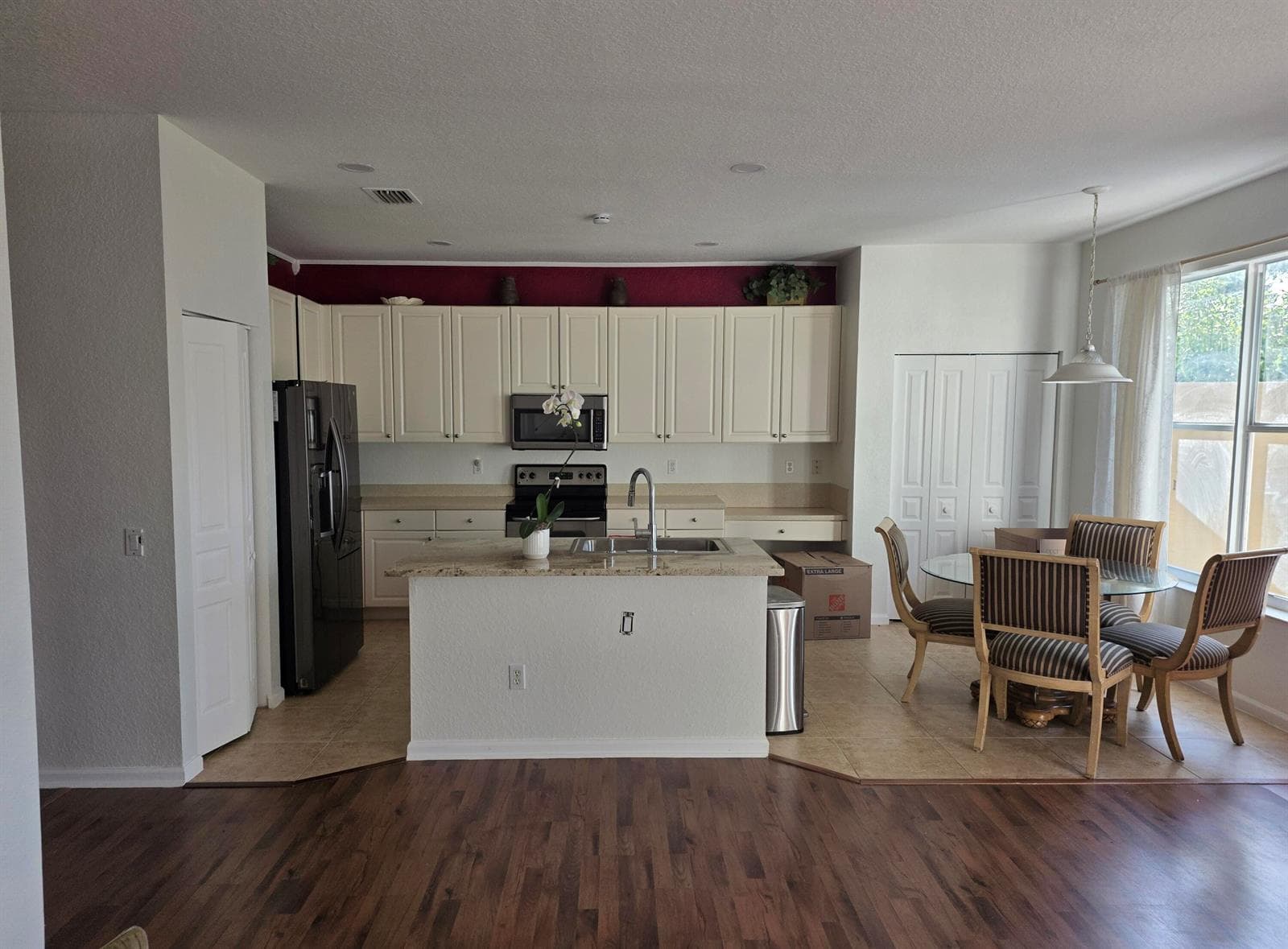5069 Starblaze Drive, FL 33463 — zdjęcie 4