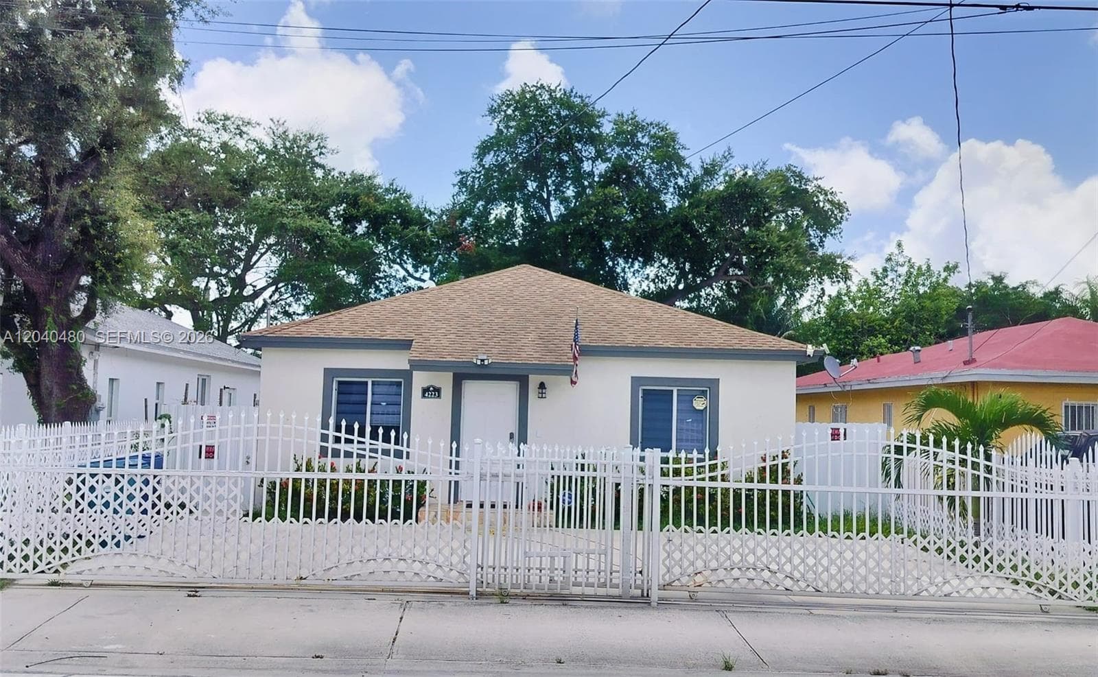 4223 NW 32nd Ave, Miami, FL 33142 — zdjęcie 2