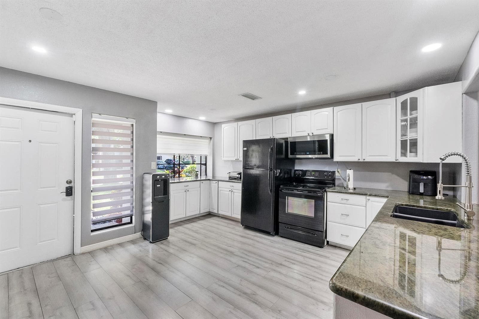 4149 Palm Forest Drive S, Delray Beach, FL 33445 — zdjęcie 5