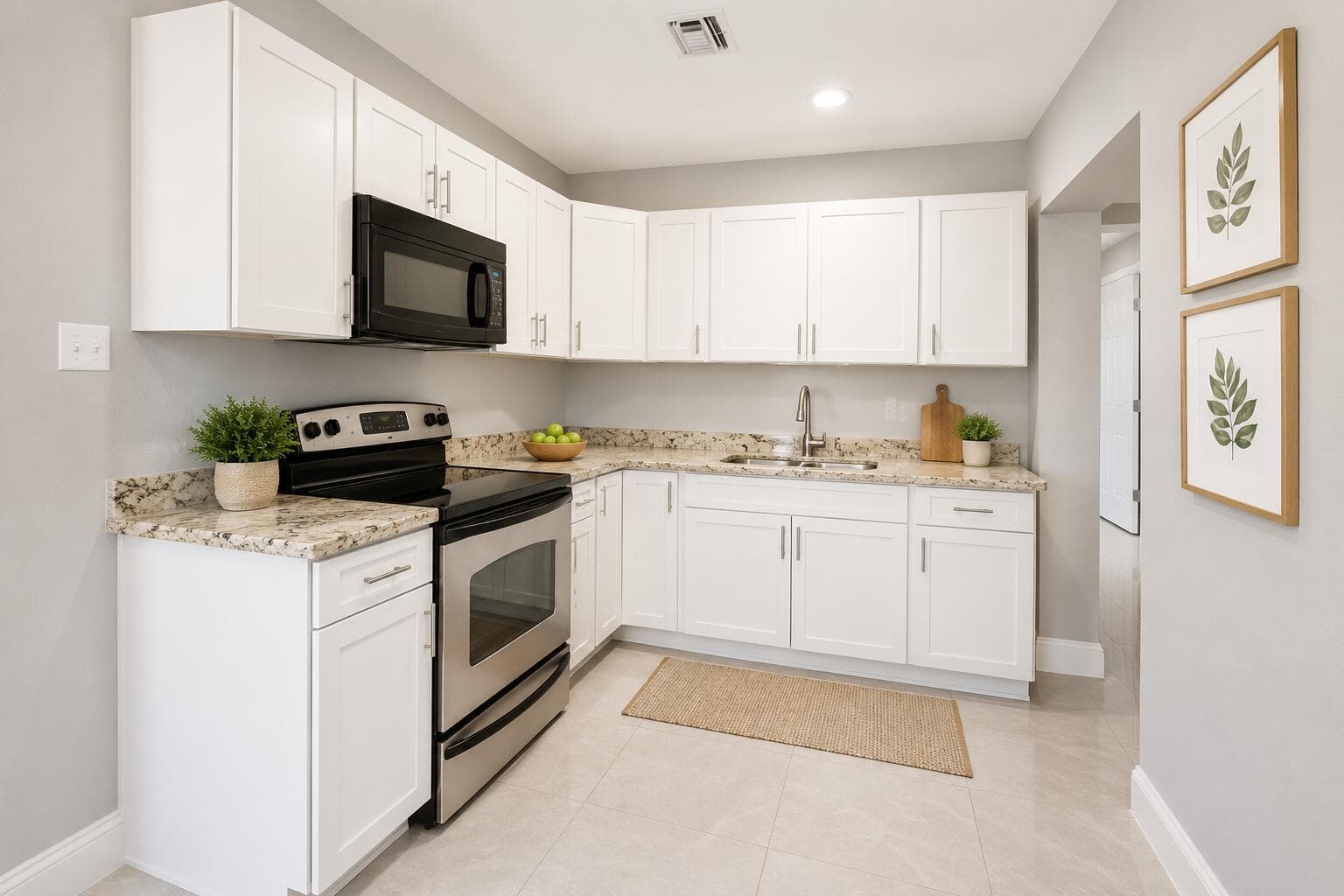 5605 Pinewood Avenue, West Palm Beach, FL 33407 — zdjęcie 2