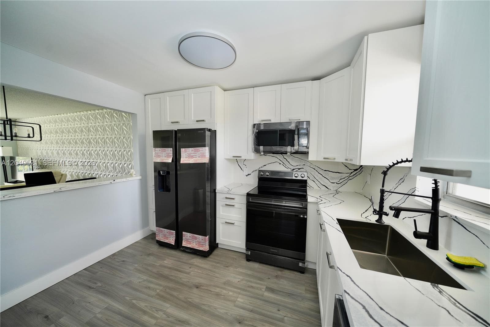 2541 Aragon Blvd # 305, Sunrise, FL 33322 — zdjęcie 2