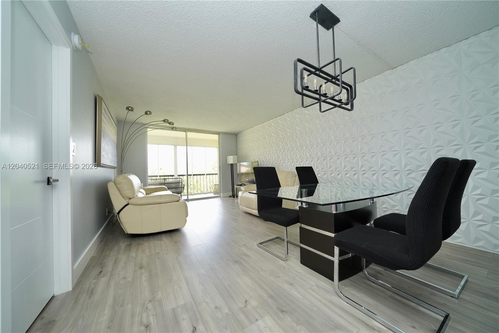 2541 Aragon Blvd # 305, Sunrise, FL 33322 — zdjęcie 5