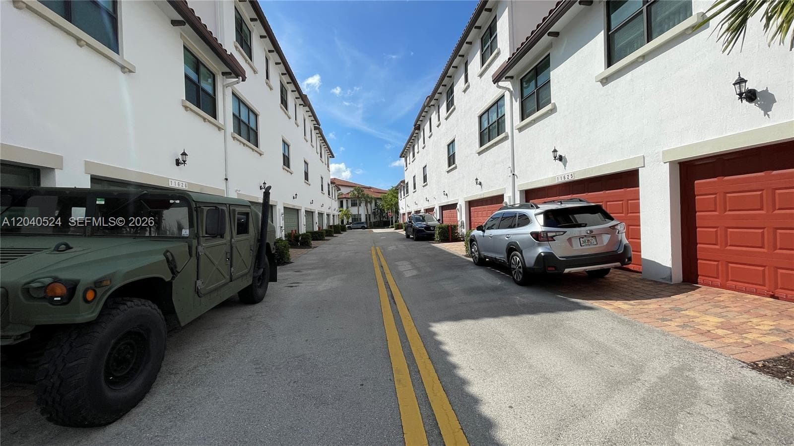 11618 SW 13th Ct, Pembroke Pines, FL 33025 — zdjęcie 3