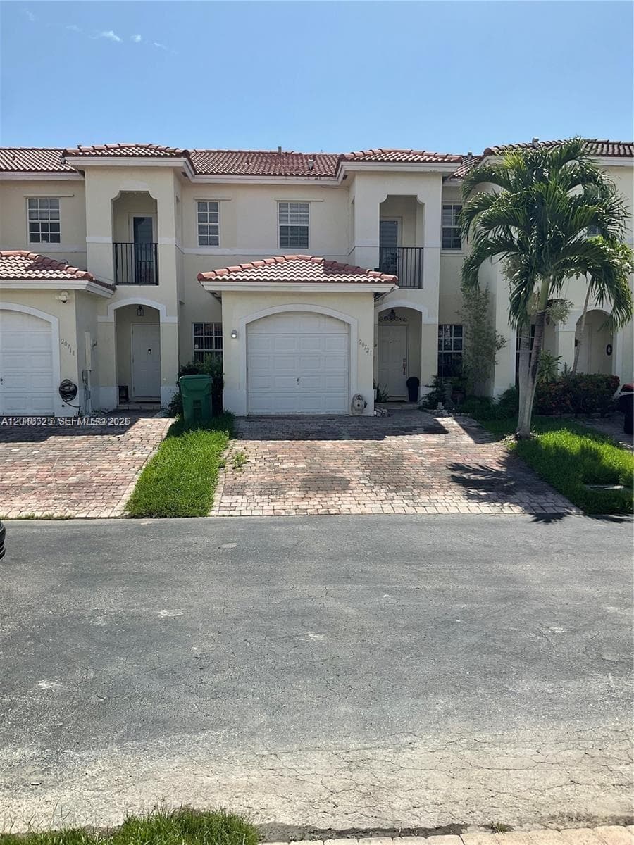 20721 SW 80th Ct, Cutler Bay, FL 33189 — zdjęcie 2