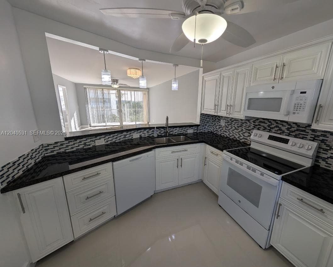 1750 NE 191st St # 622-3, Miami, FL 33179 — zdjęcie 2